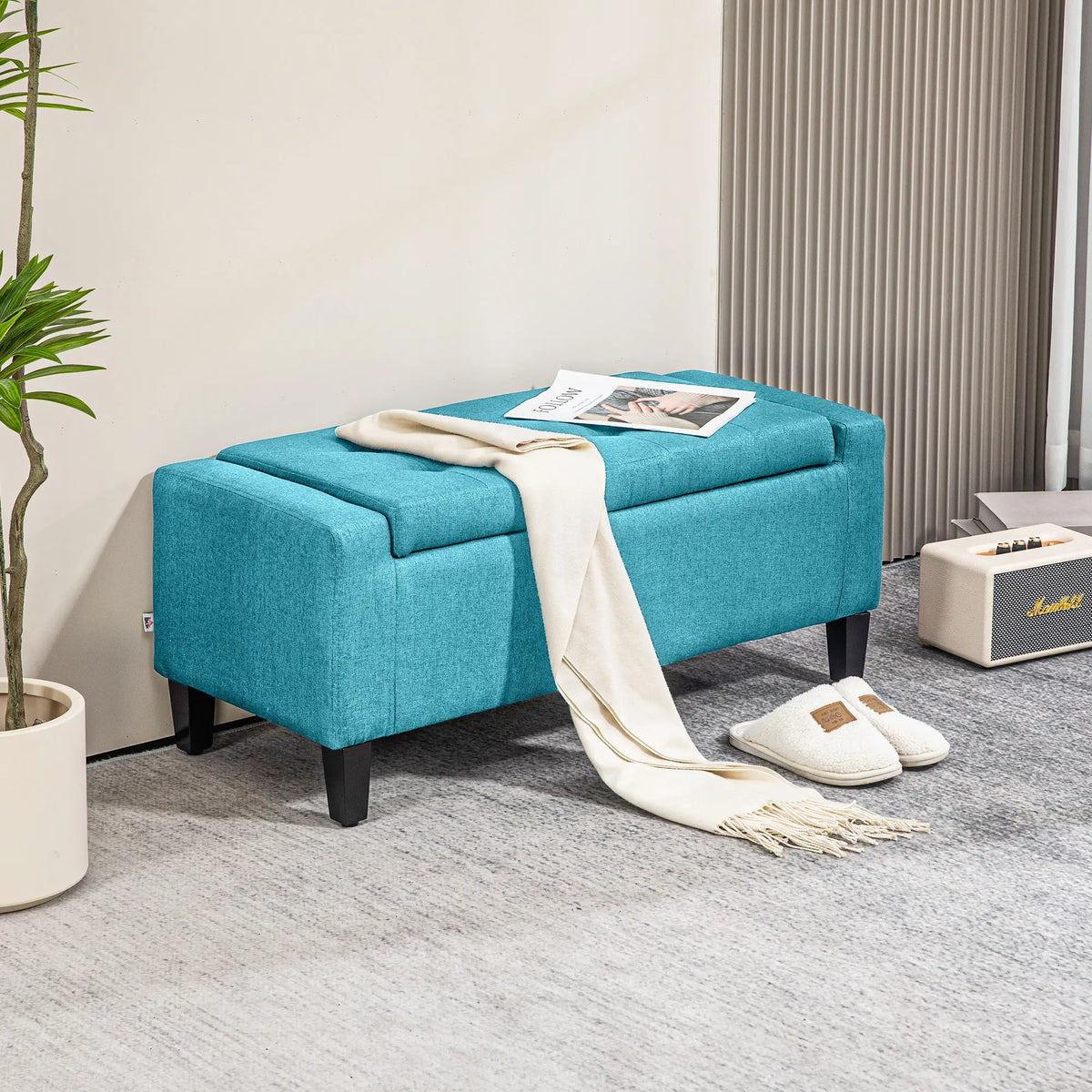 Banc coffre, recouvert de lin avec capitonnage, vert