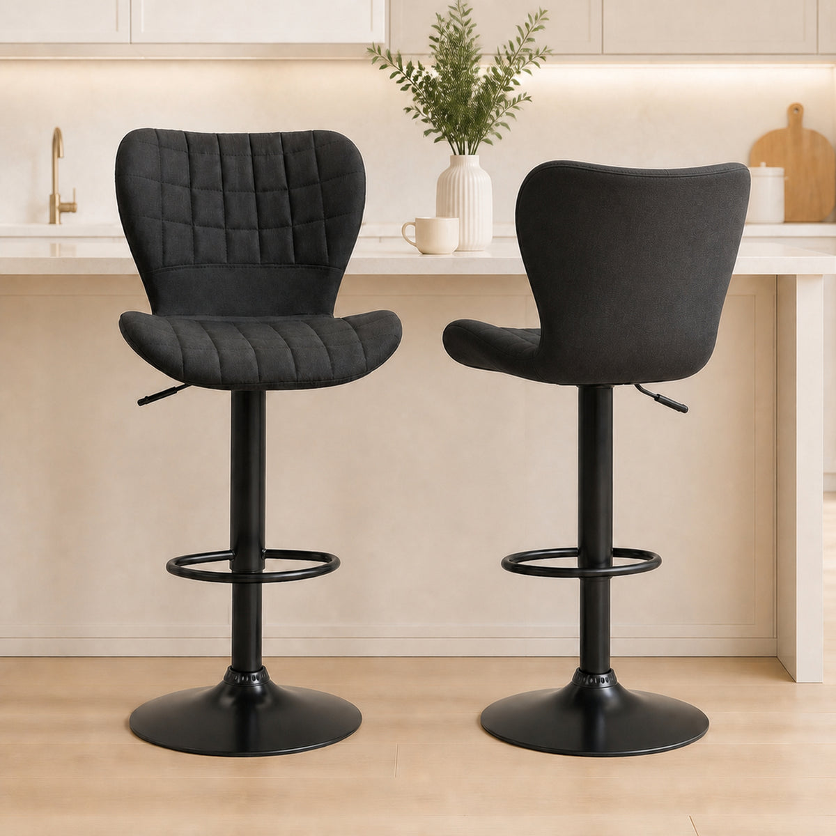 Ensemble de 2 tabourets de bar, chaises de bar pivotantes à hauteur réglable, tabourets de comptoir de cuisine revêtus de tissu aspect lin avec assise large, dossier et repose-pieds, noir