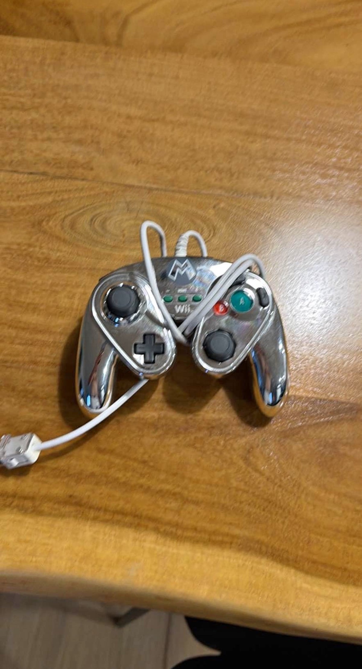 Manette Metal Mario - devant