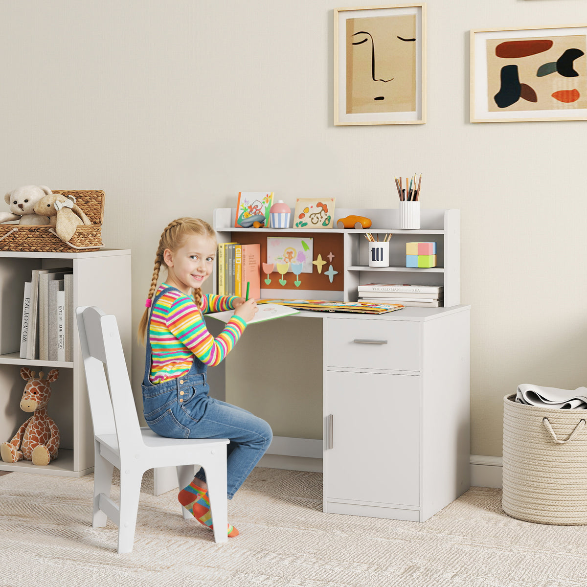 Ensemble bureau et chaise pour enfants, table et chaise d'étude avec rangements (étagère, tiroir, armoire, compartiments, tableau en liège).