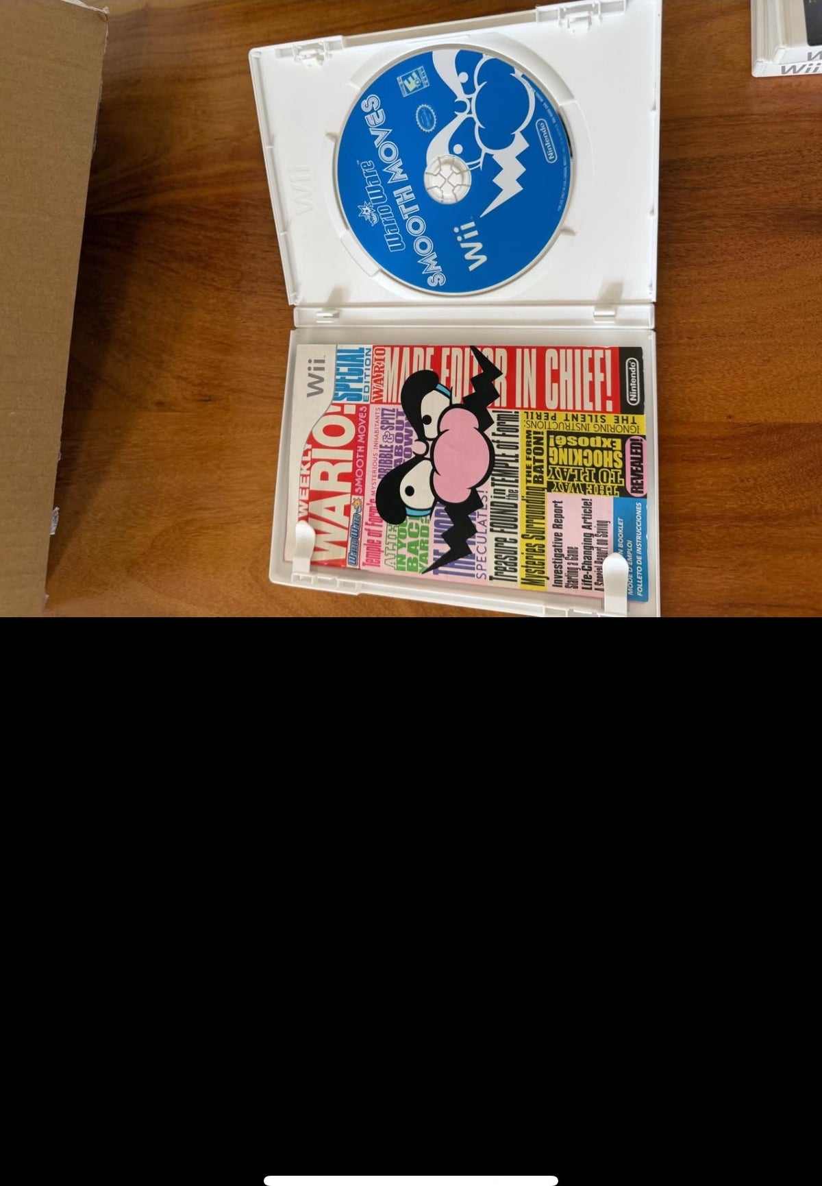 WarioWare Smooth Moves Wii - disque et livret